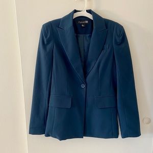 🦋Forever 21 Blazer Single Button Padded Sho…
